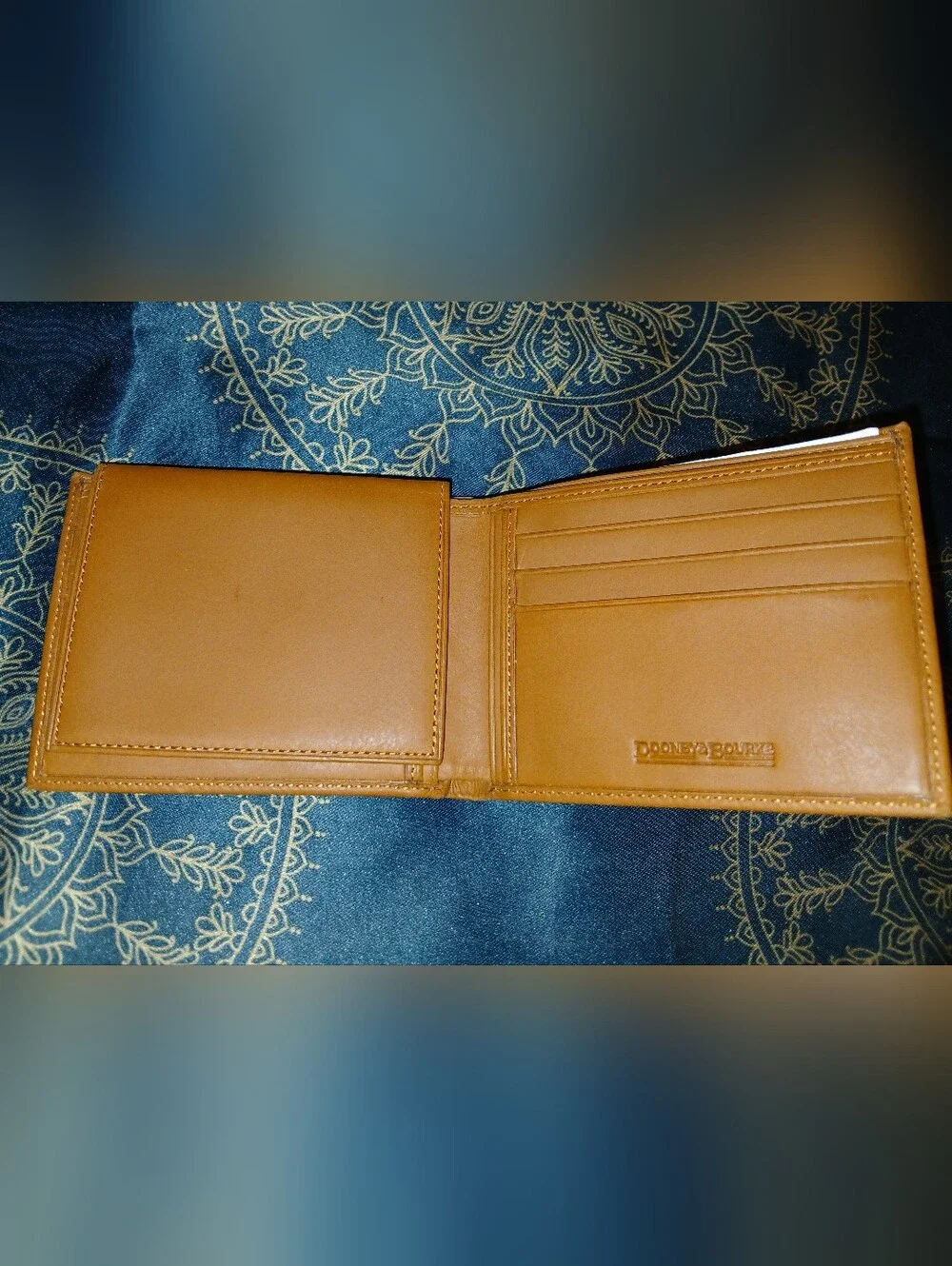 Dooney & Bourke men's leather bifold wallet